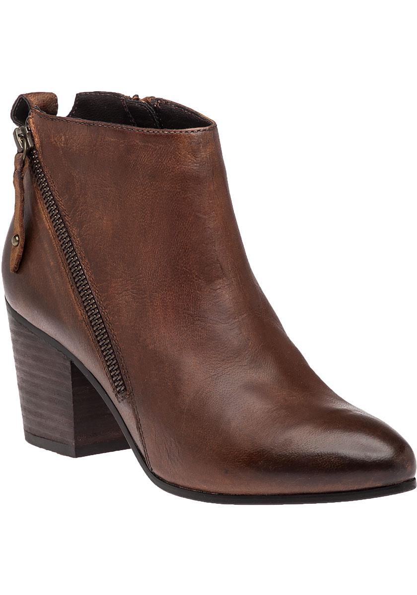 steve madden cognac leather booties