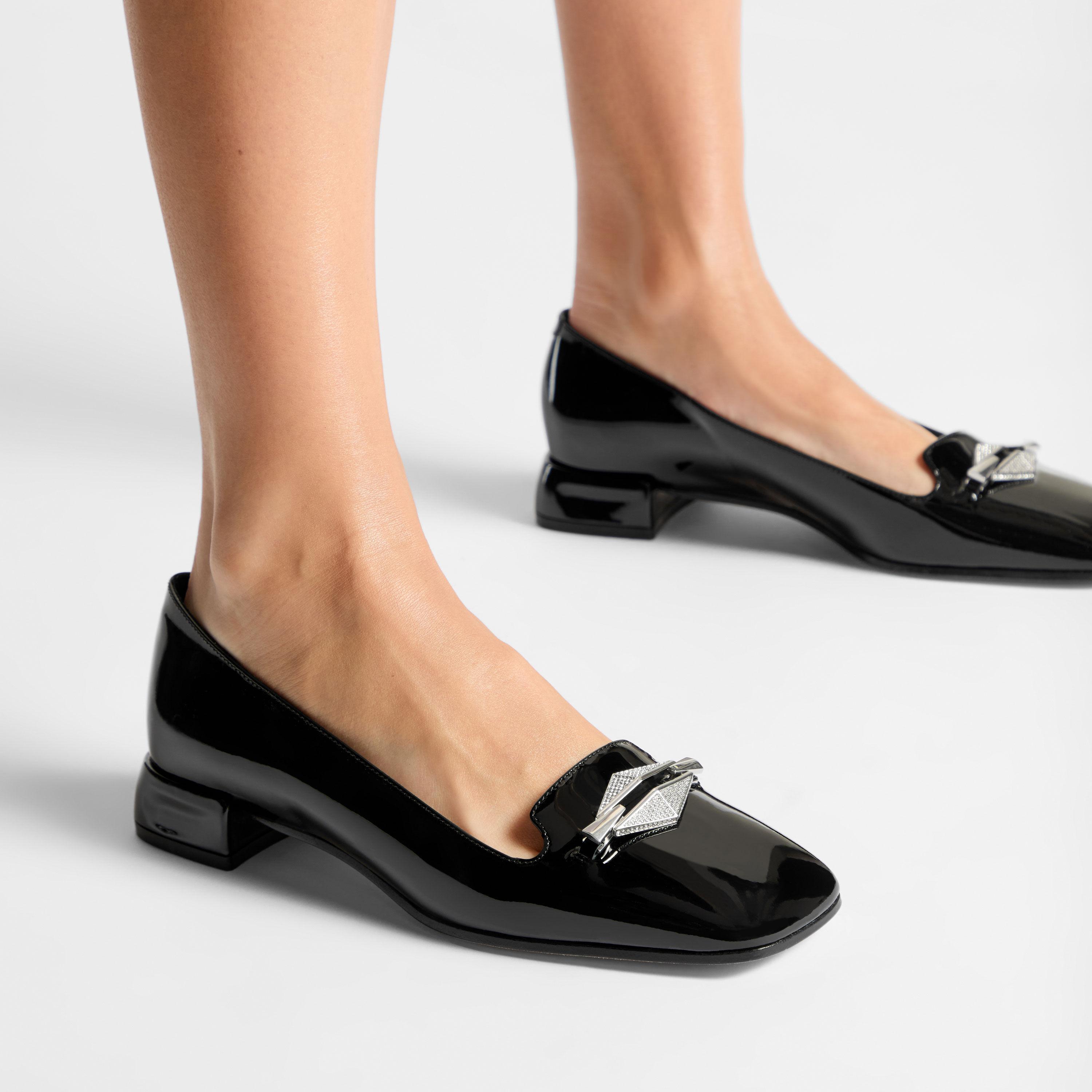 Jimmy Choo Ravi Flat in Black | Lyst