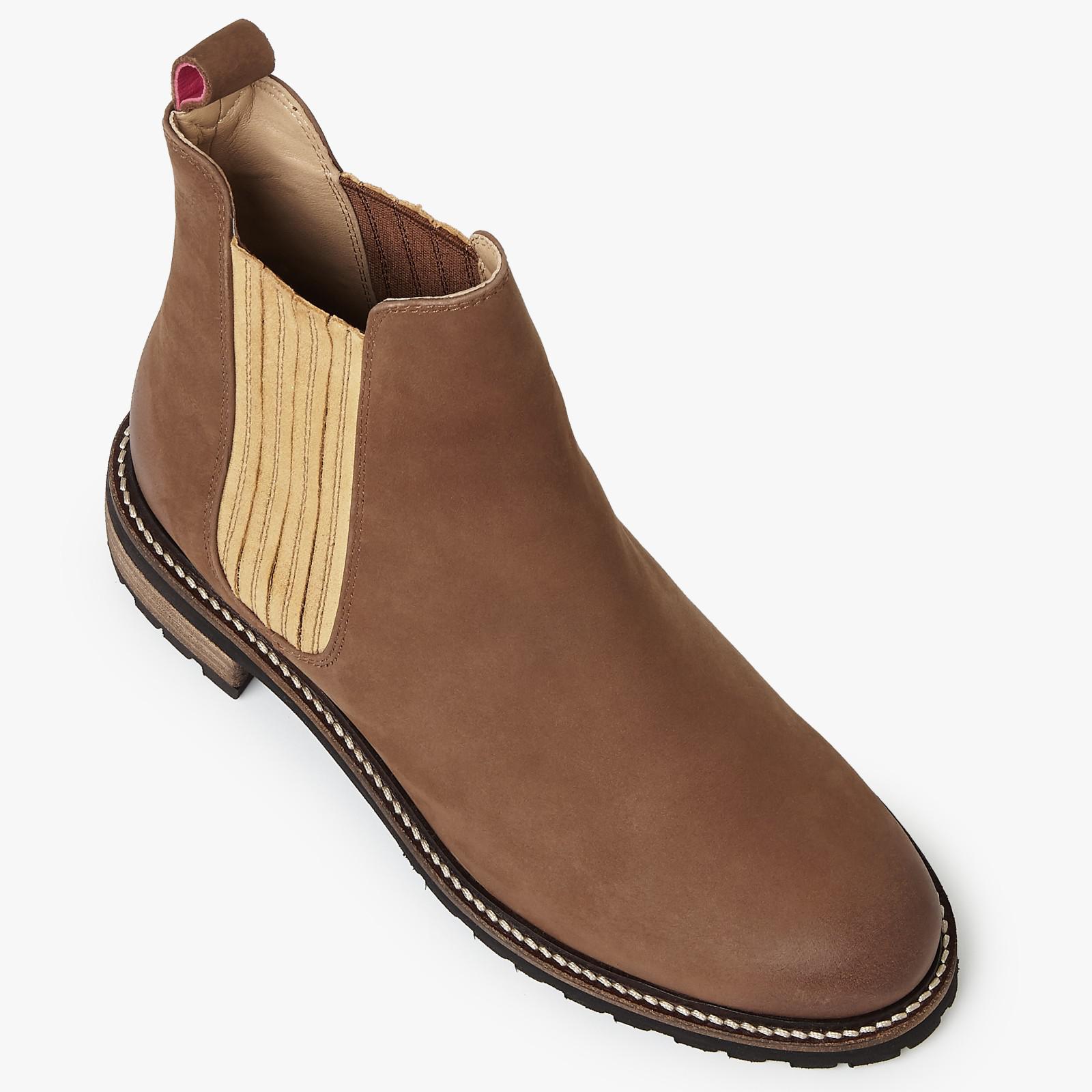clarendon chunky chelsea boot