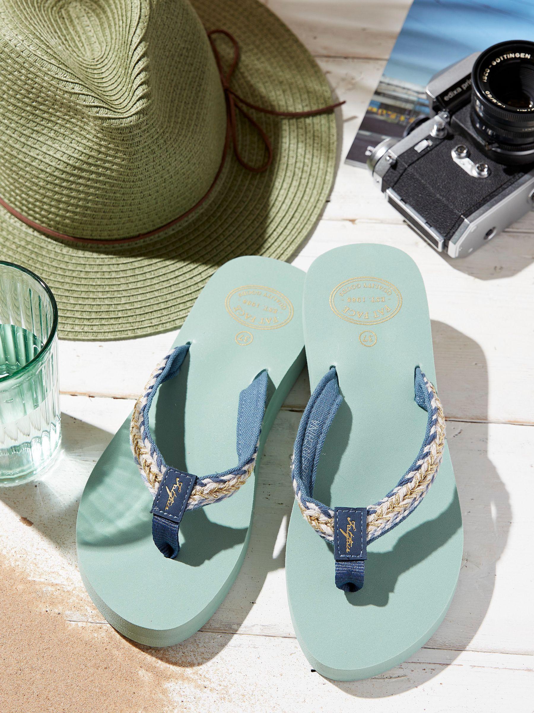 FatFace Pentle Flip Flops in Green | Lyst UK