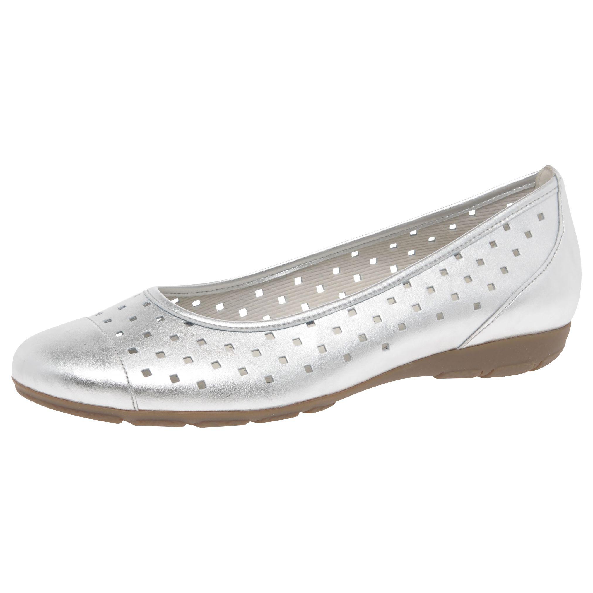 gabor ruffle punched detail pumps