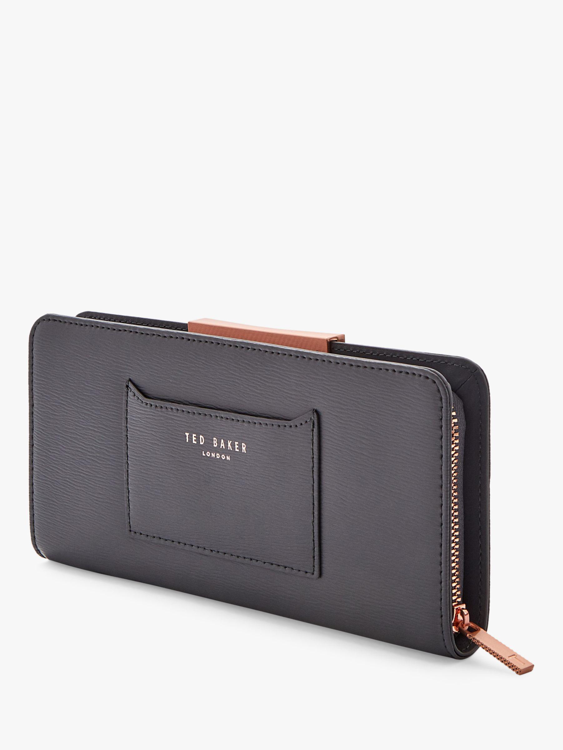 everlane tote bag meghan markle