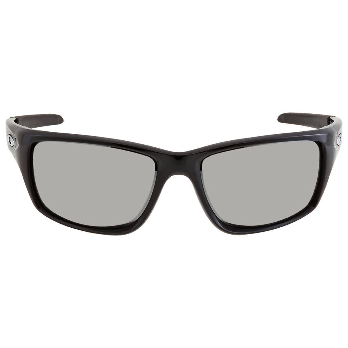 Oakley logo-plaque Sunglasses - Farfetch