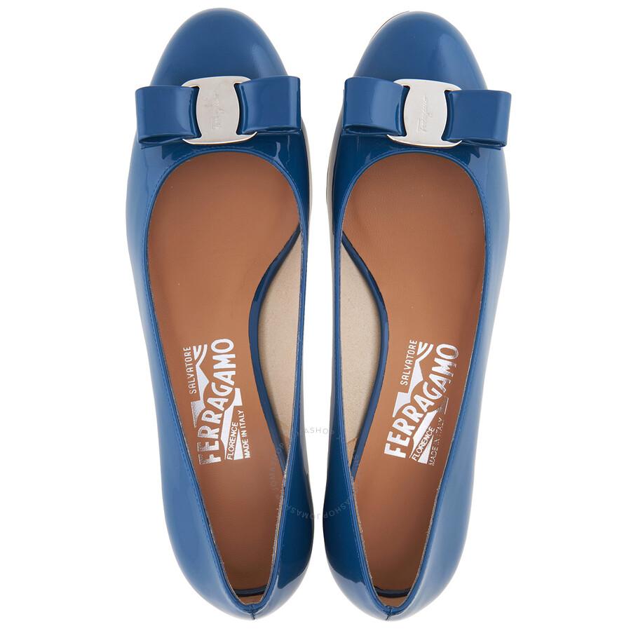Ferragamo Salvatore Vara Bow Pump Shoe in Blue Lyst Canada