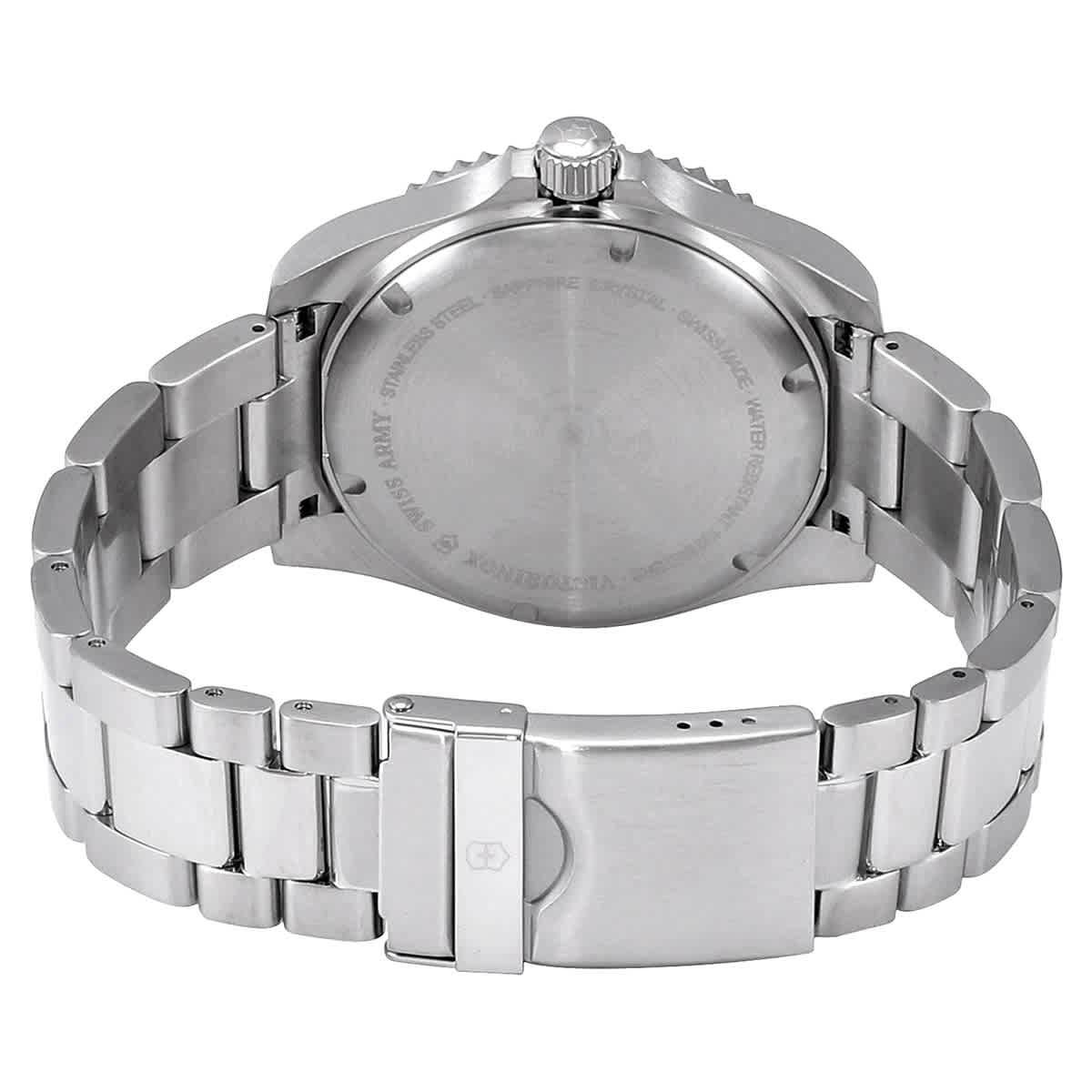Victorinox maverick cheap quartz