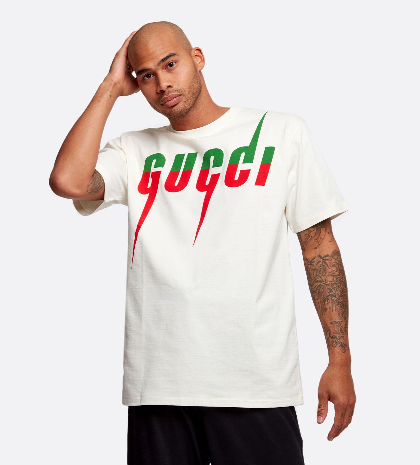 であっても 【GUCCI】T-shirt with Gucci Blade printビッグロゴTシャツ (GUCCI/Tシャツ・カットソー