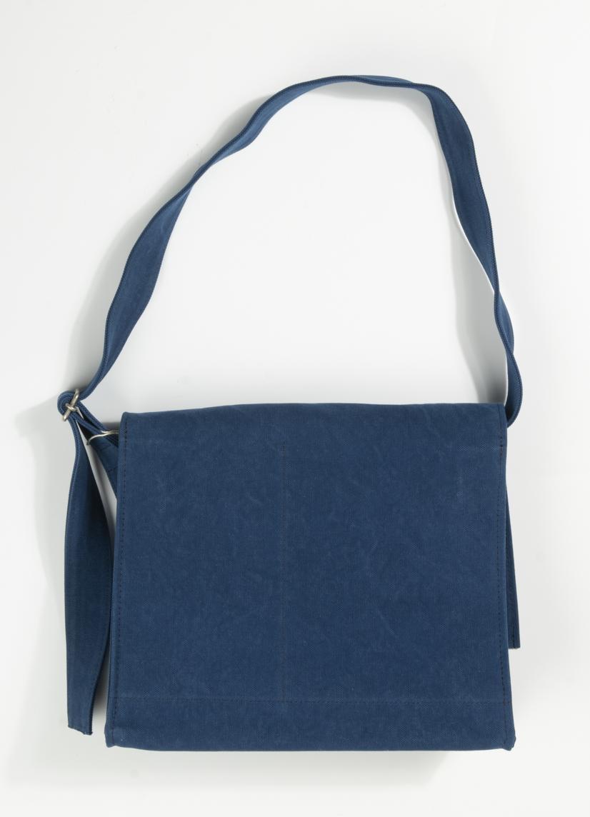 Amiacalva Canvas Shoulder Blue M | Lyst