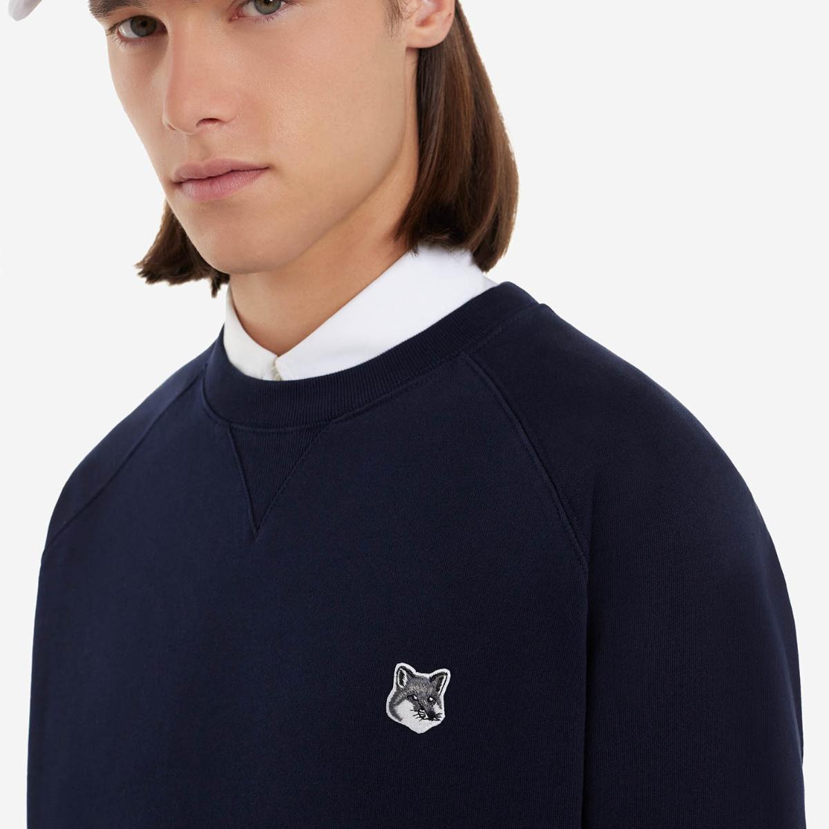 Maison Kitsuné Grey Fox Head Patch Classic Sweatshirt Navy in Blue