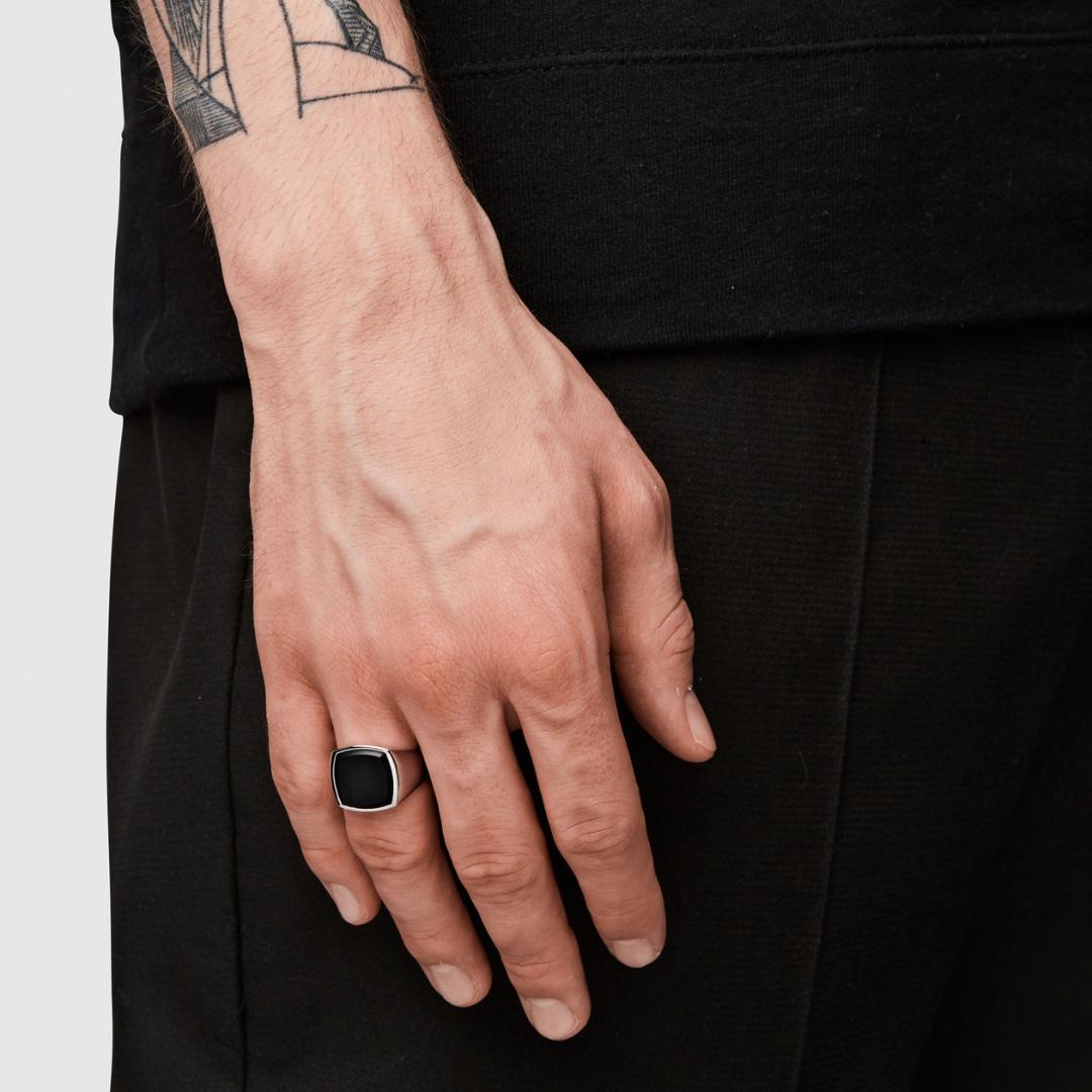 Tom Wood Cushion Black Onyx Ring | Lyst