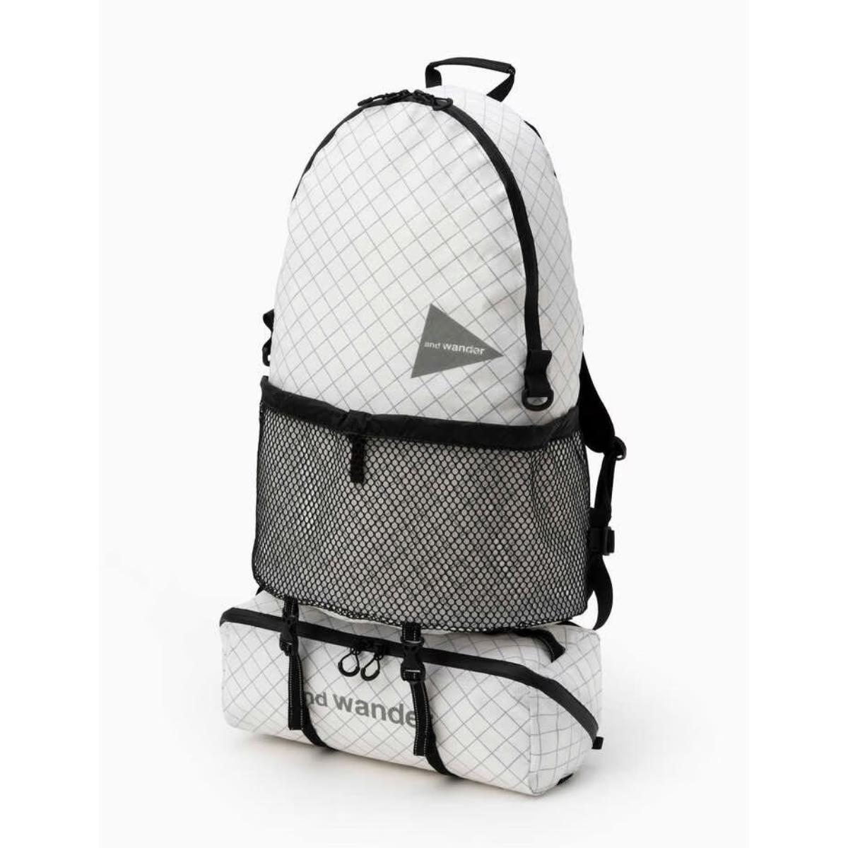 and wander Ecopak 20l Daypack Off White in Black | Lyst