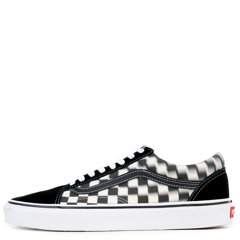 vans slip on checkerboard blur