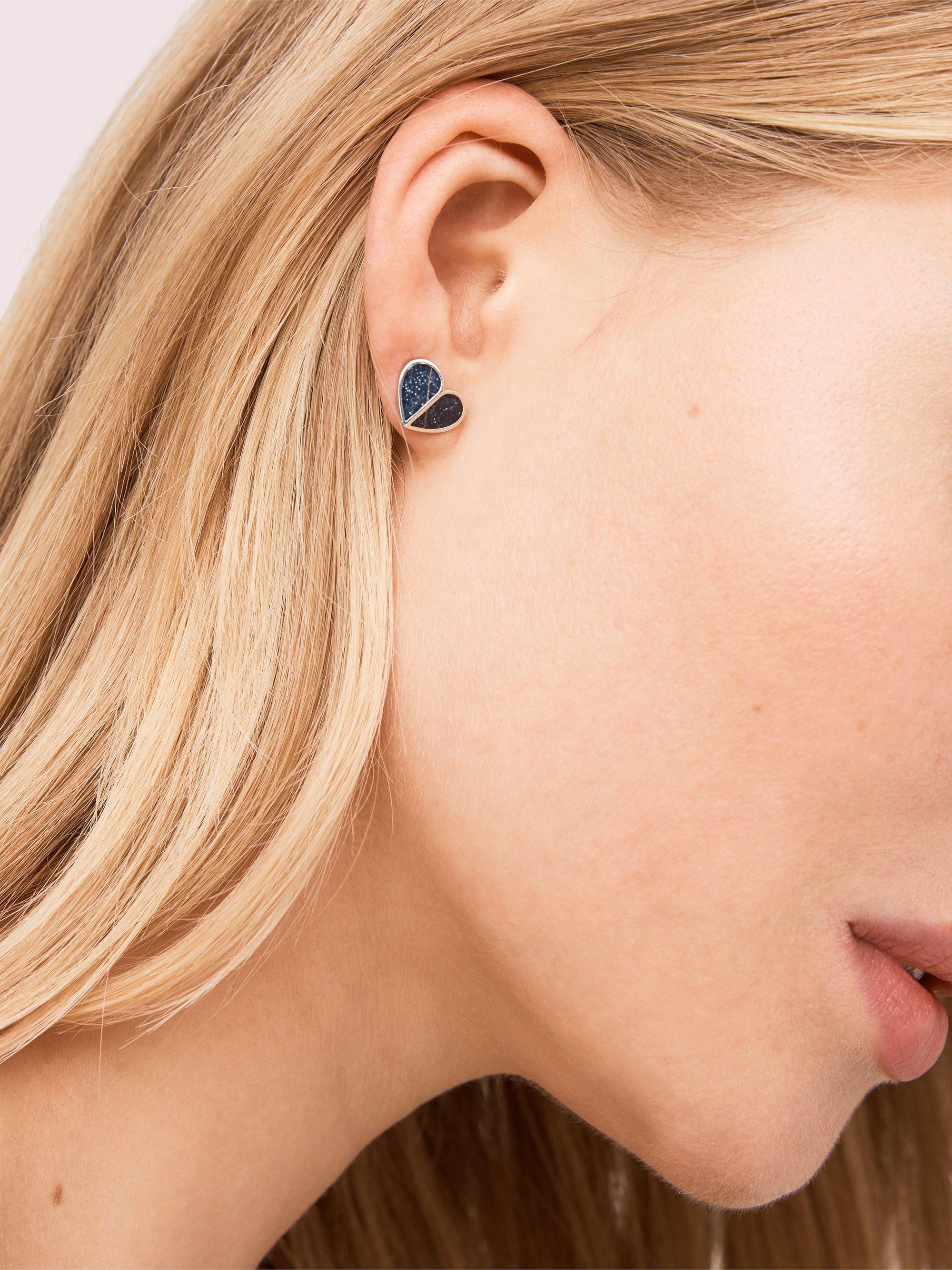heritage spade small heart studs