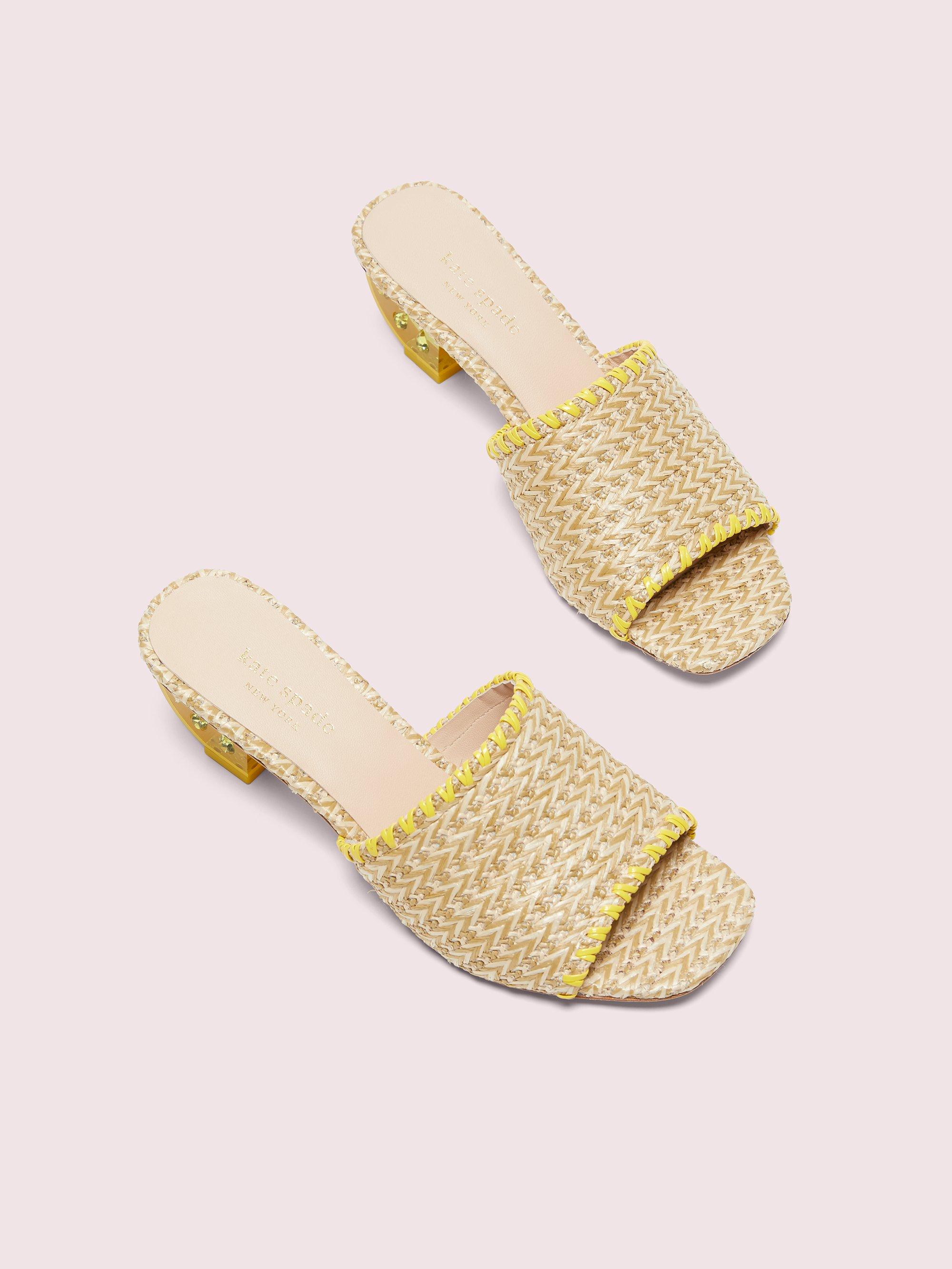 best comfortable sandals for travel