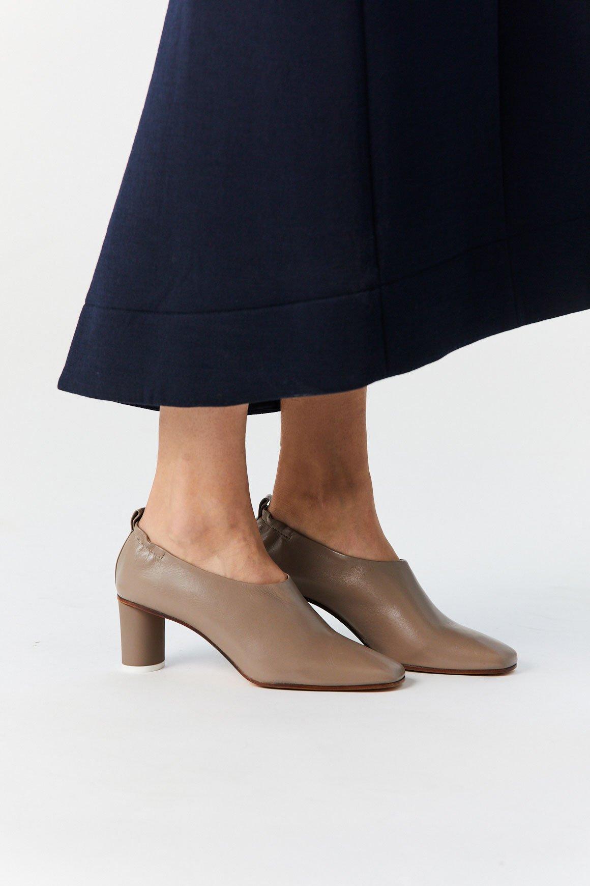gray matters micol pump