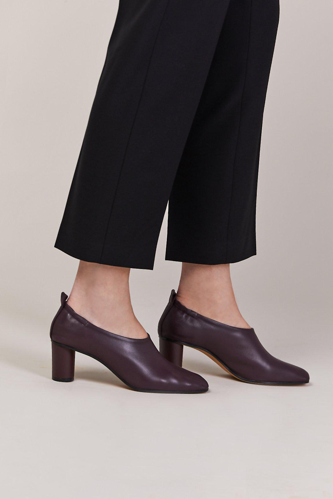 gray matters micol pump