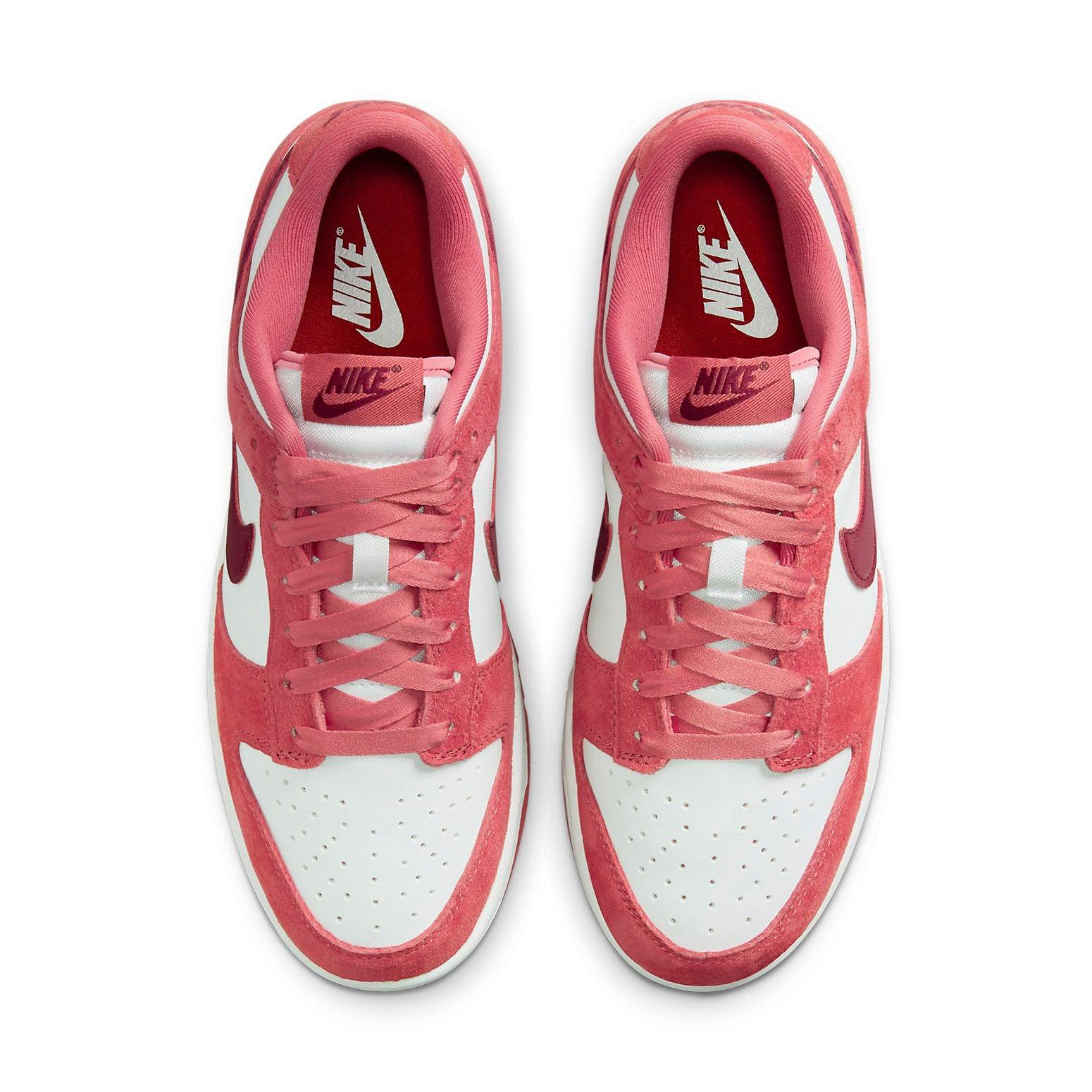 valentine dunk sb