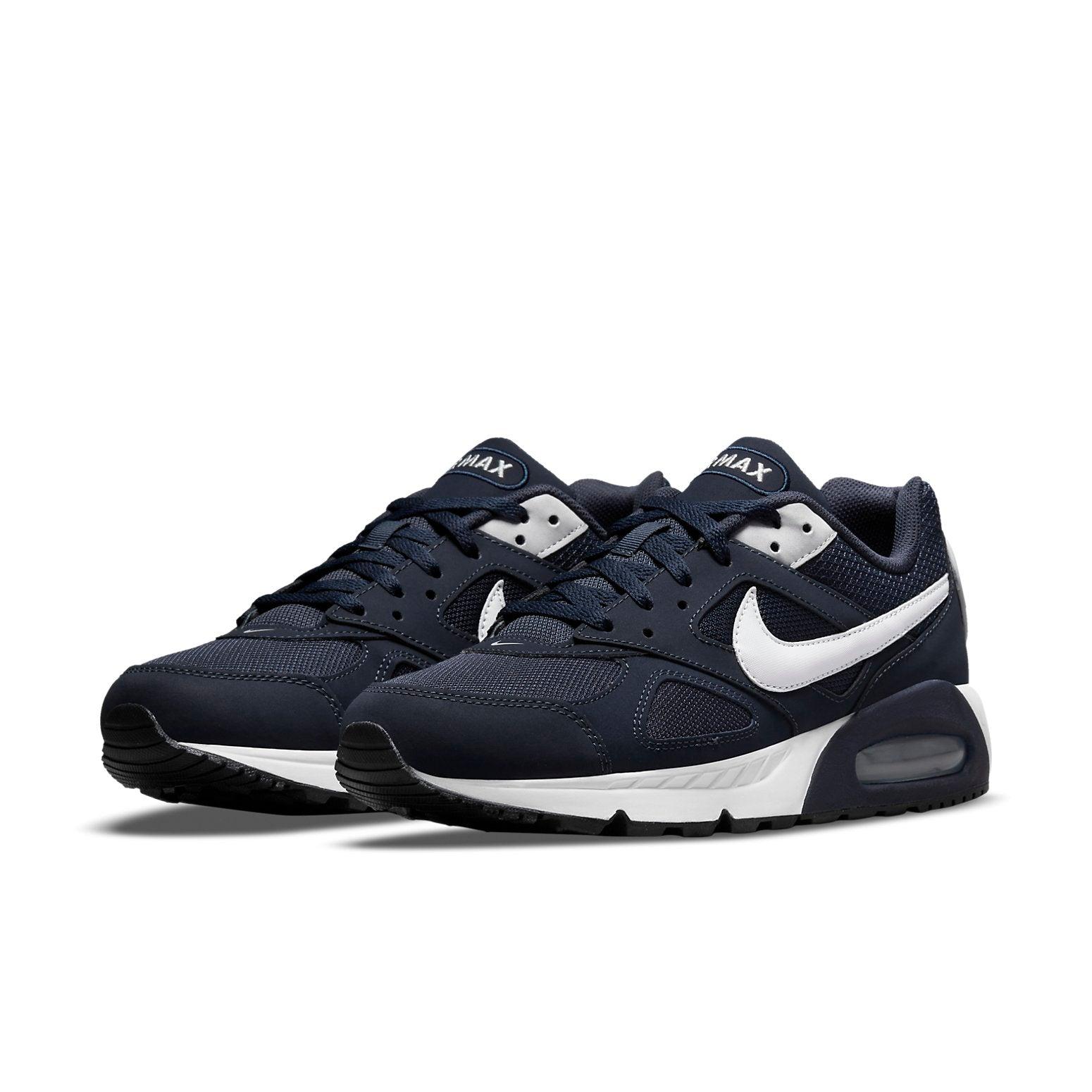 Nike Air Max Ivo in Blue for Men Lyst UK