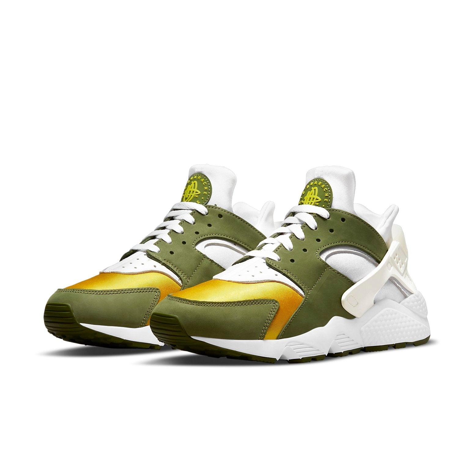 Nike X Stussy Air Huarache Le 'Dark' 2021 in White for Men | Lyst UK