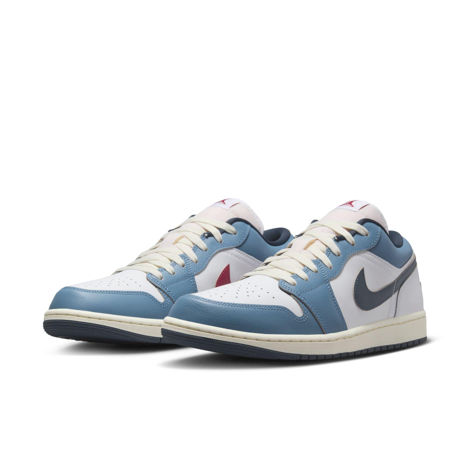 nike motion 1