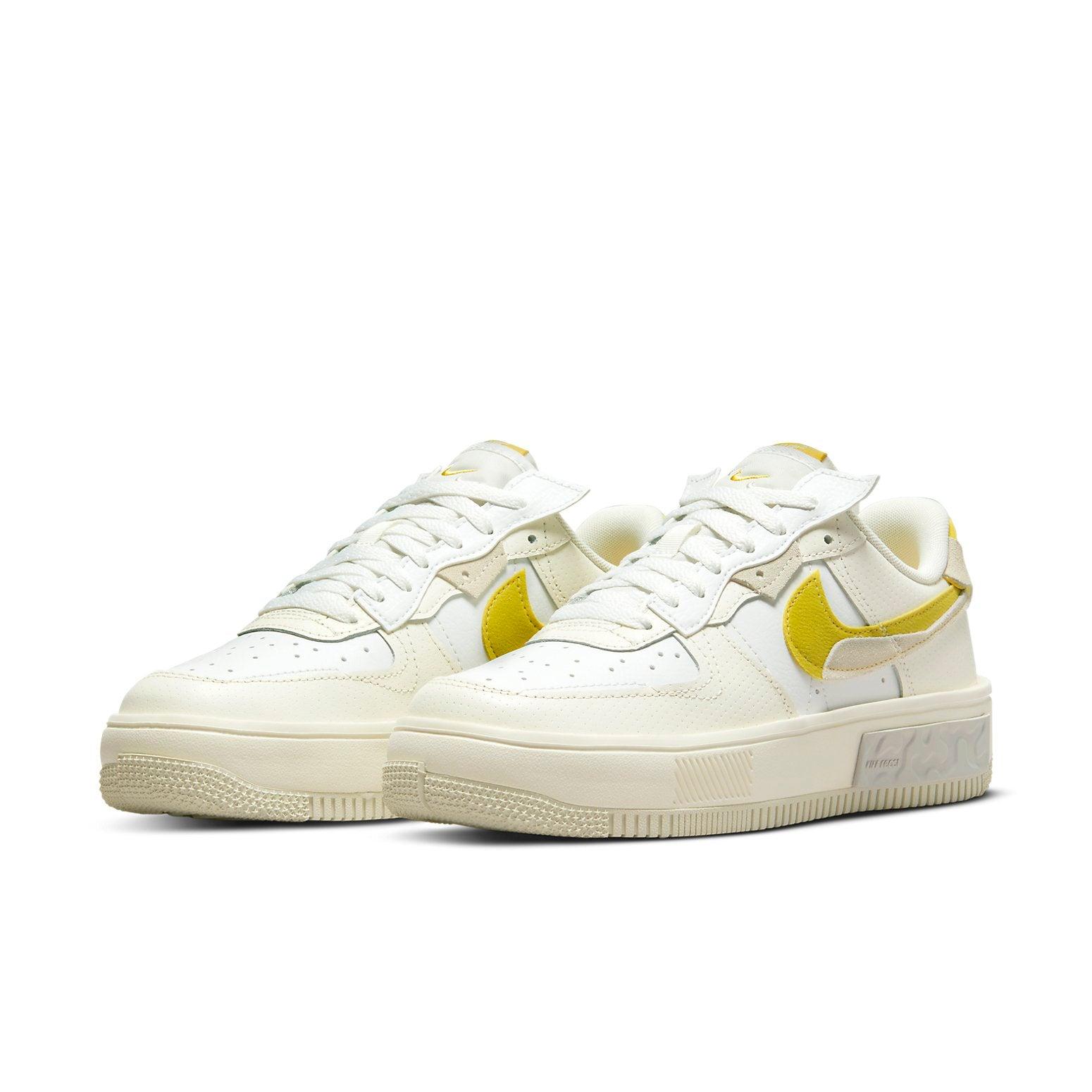 Nike women's air force 1 sage low celery/white hot sale