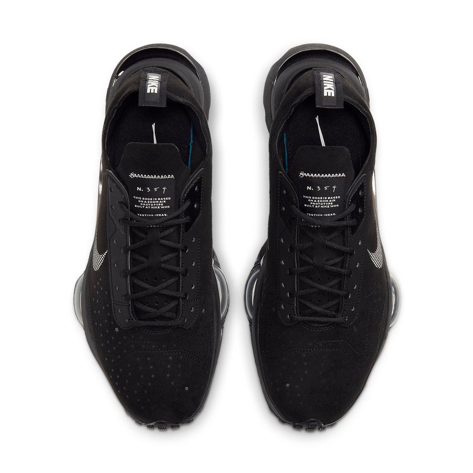 all black nike air zoom type