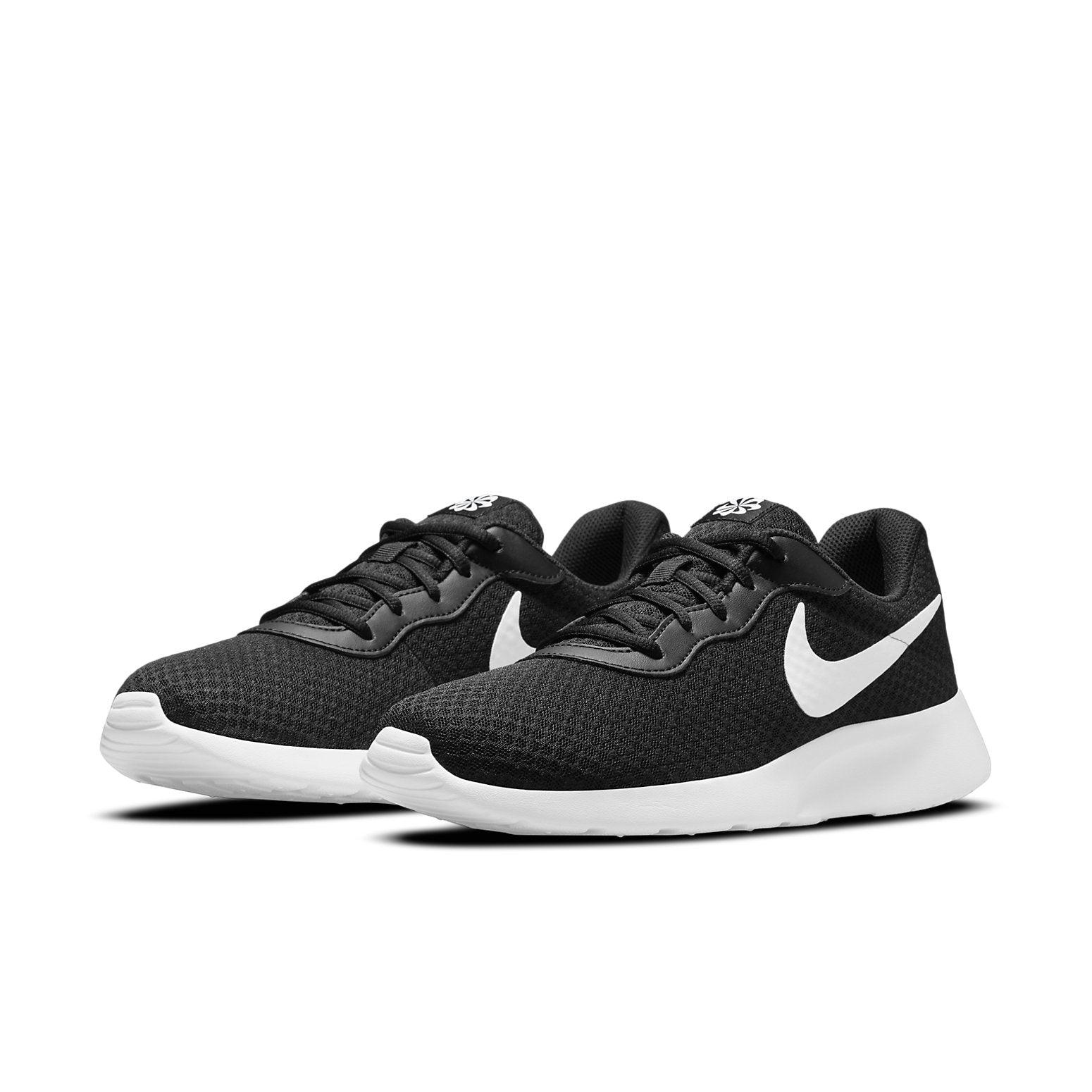 black nike tanjun