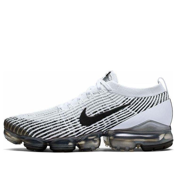 white air vapormax flyknit 3 sneakers