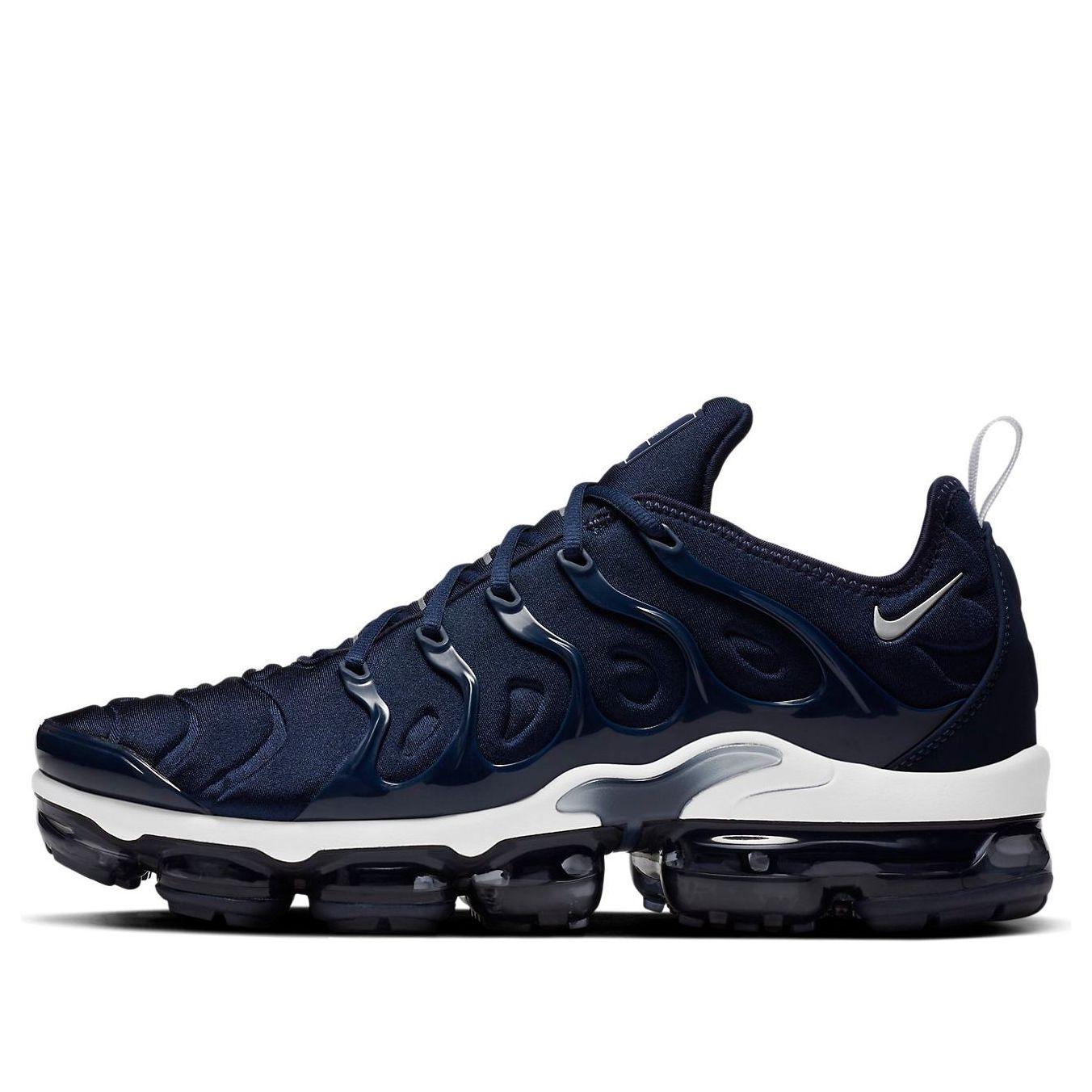 navy blue vapormax 2020