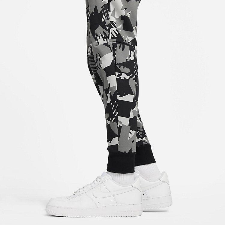Nike tech camo pants hotsell