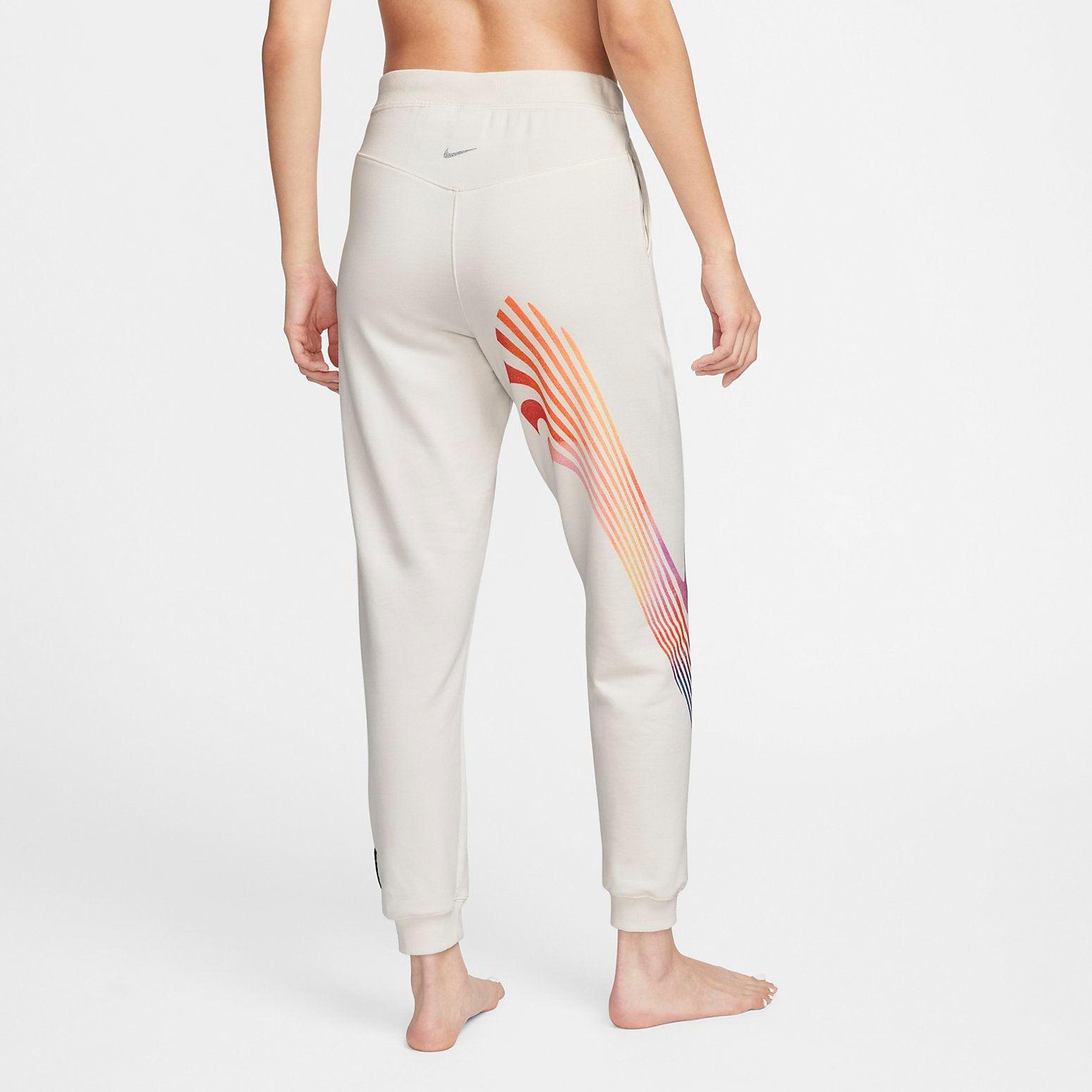 nike yoga luxe pants