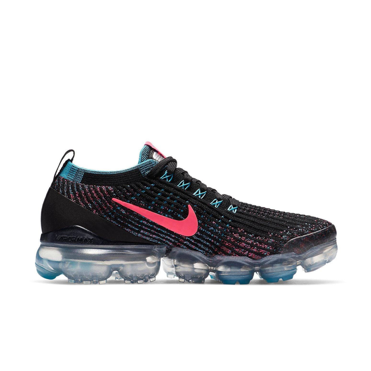 vapormax flyknit 3 black and pink