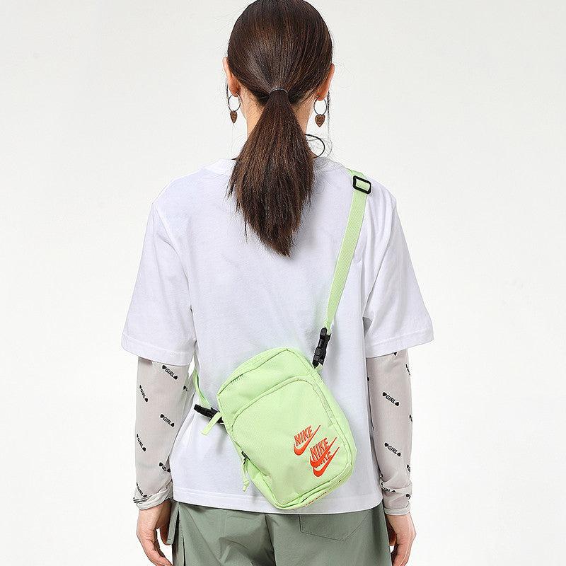 Nike Heritage Embroidered 
