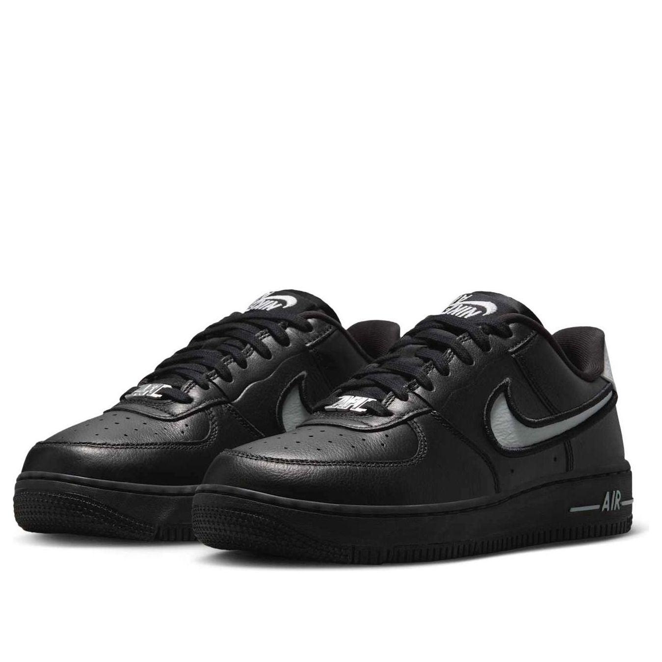 nike-black-Wmns-Air-Force-1- 