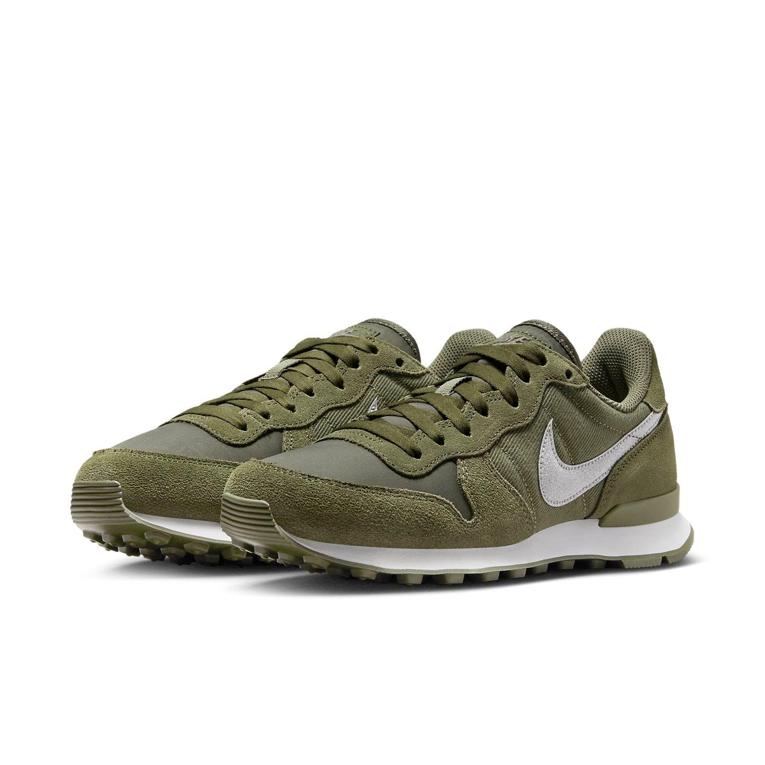 Nike (Wmns) Internationalist in Green Lyst UK