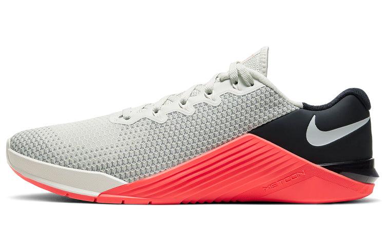 Nike Metcon 5 Grey/pink in Red for Men | Lyst