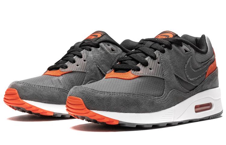 air max light zero gravity