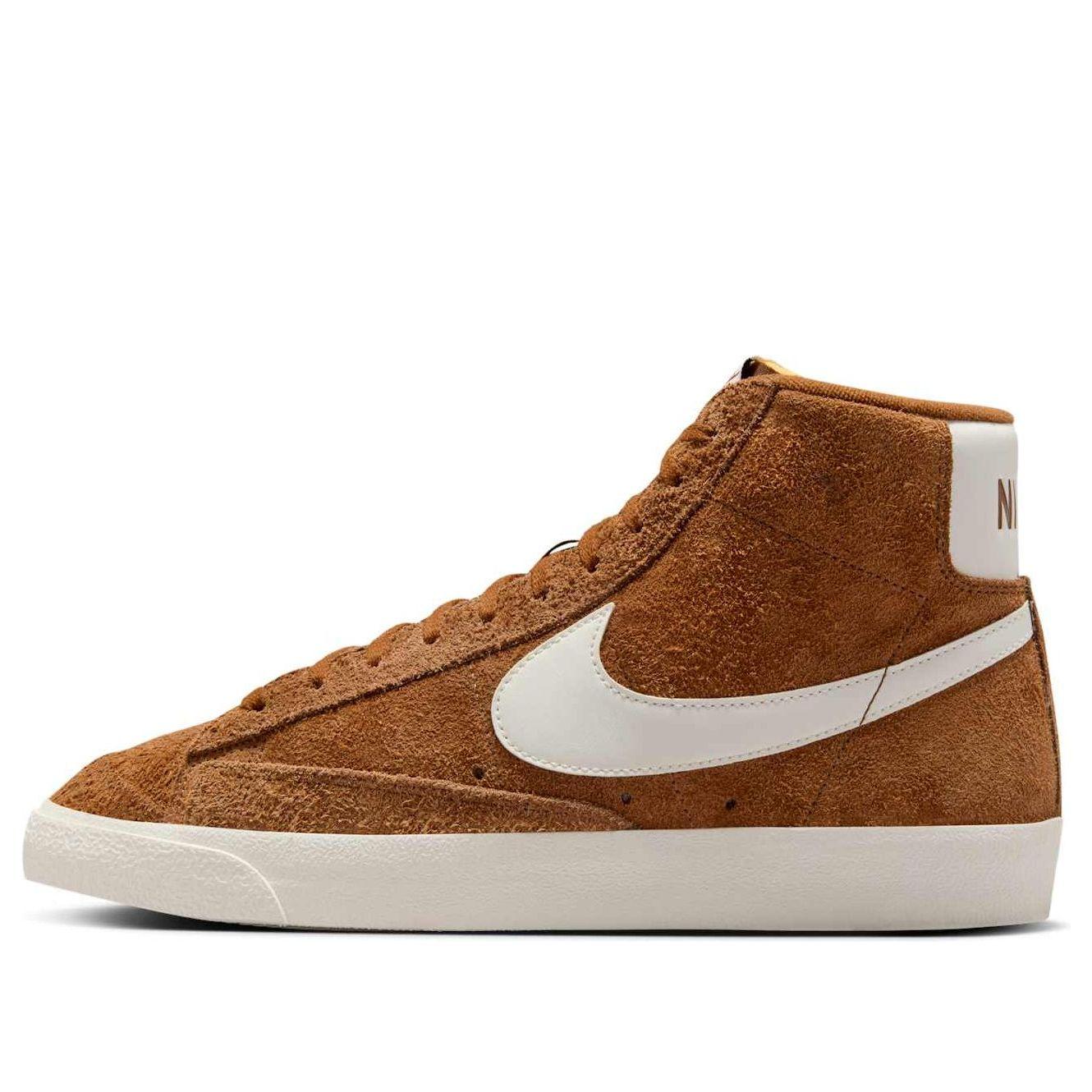 Nike Blazer Mid '77 Premium 'Light British Tan Hyper Crimson Sail