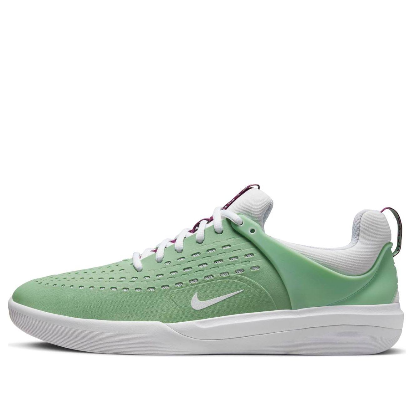 Nike Sb Nyjah Skate Shoes in Green for Men Lyst UK
