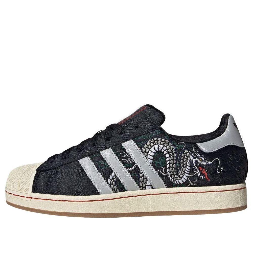 adidas gazelle silver green womens adidas NMD R1 Primeknit Dragon Patch – YankeeKicks Online main image 0
