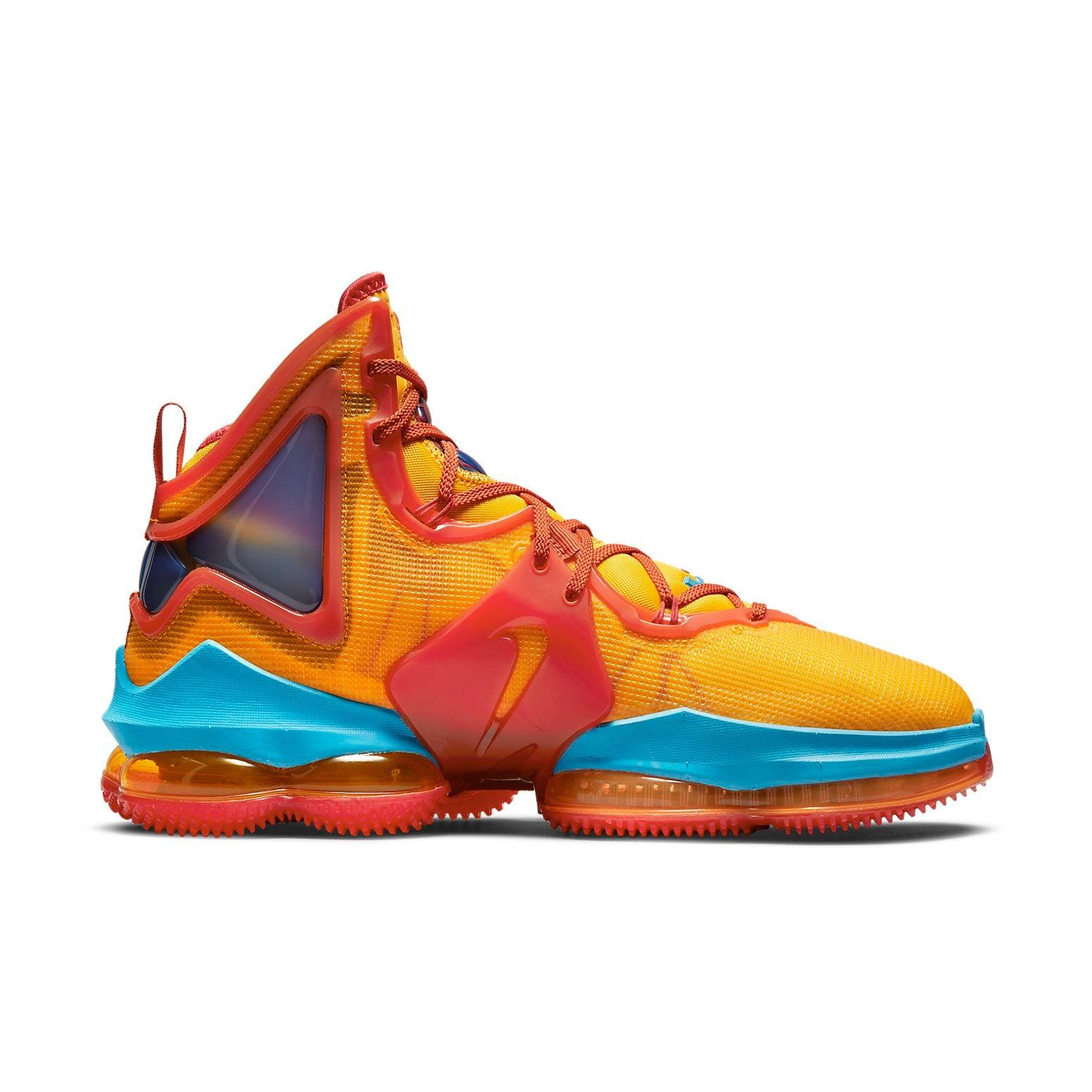 lebron tune squad shoes nike