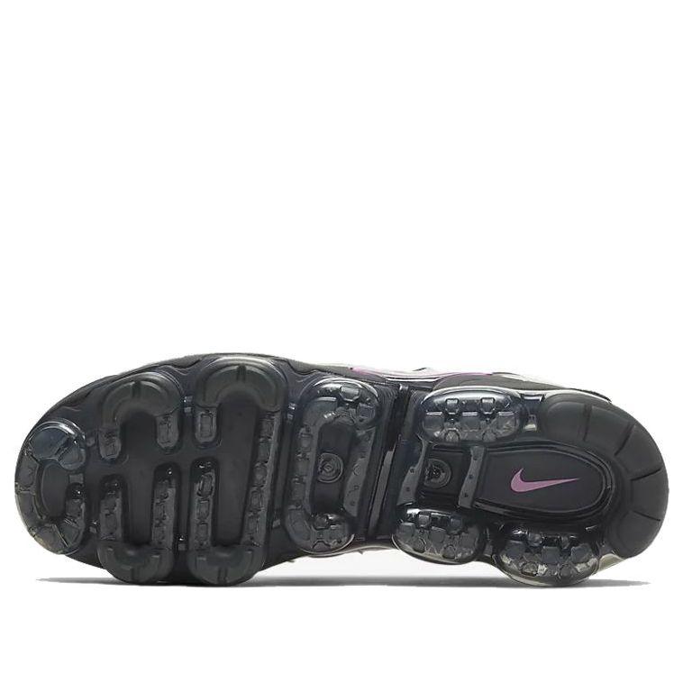 vapormax plus fuchsia