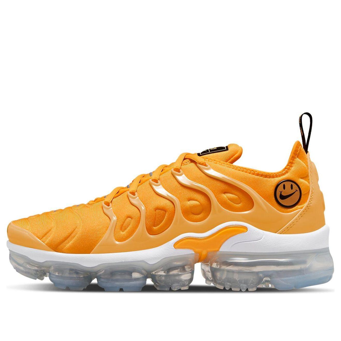 Nike Wmns Air Vapormax Plus Go The Extra Smile in Orange Lyst UK