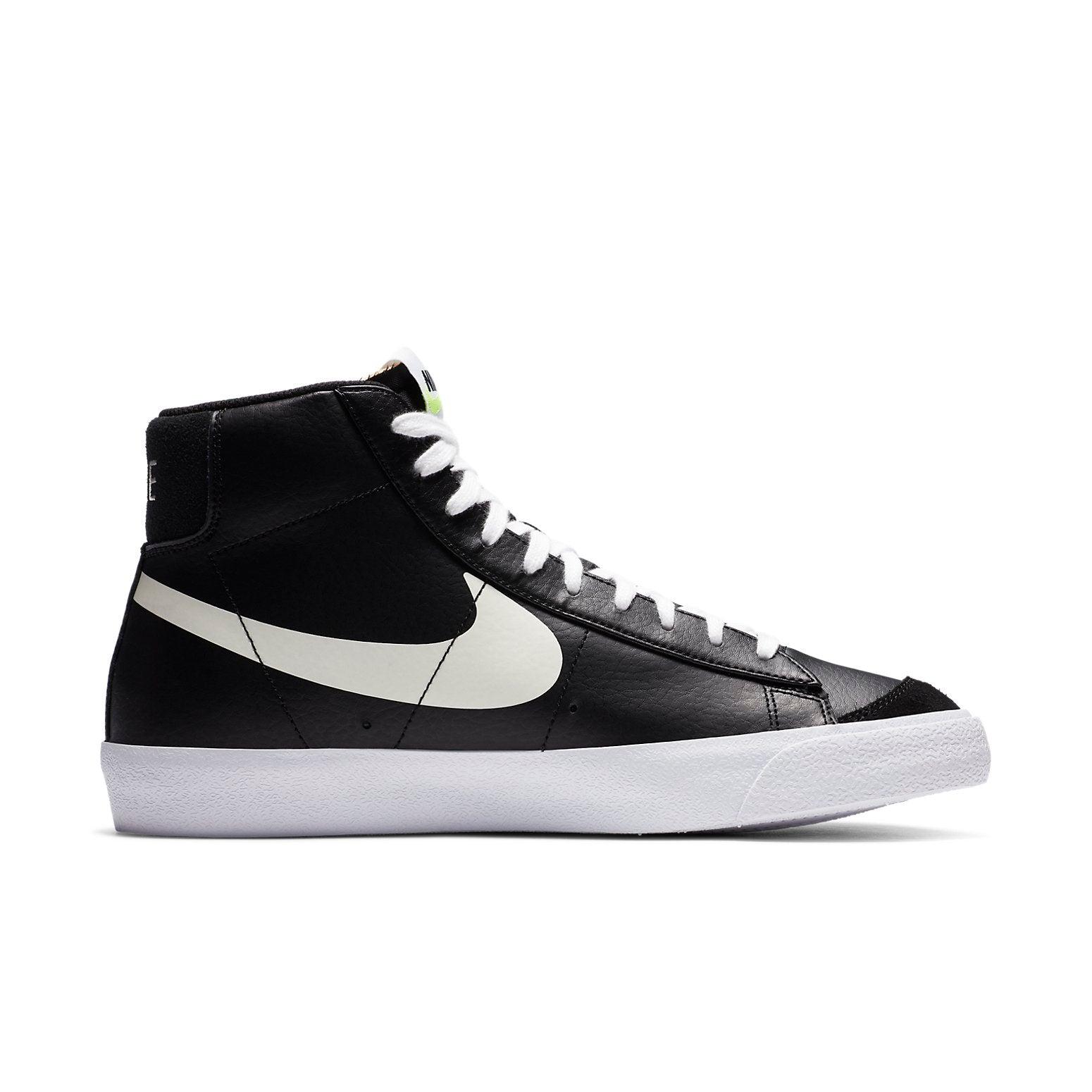Nike Blazer Mid '77 Vintage 'Reverse Logo in Black for Men | Lyst UK