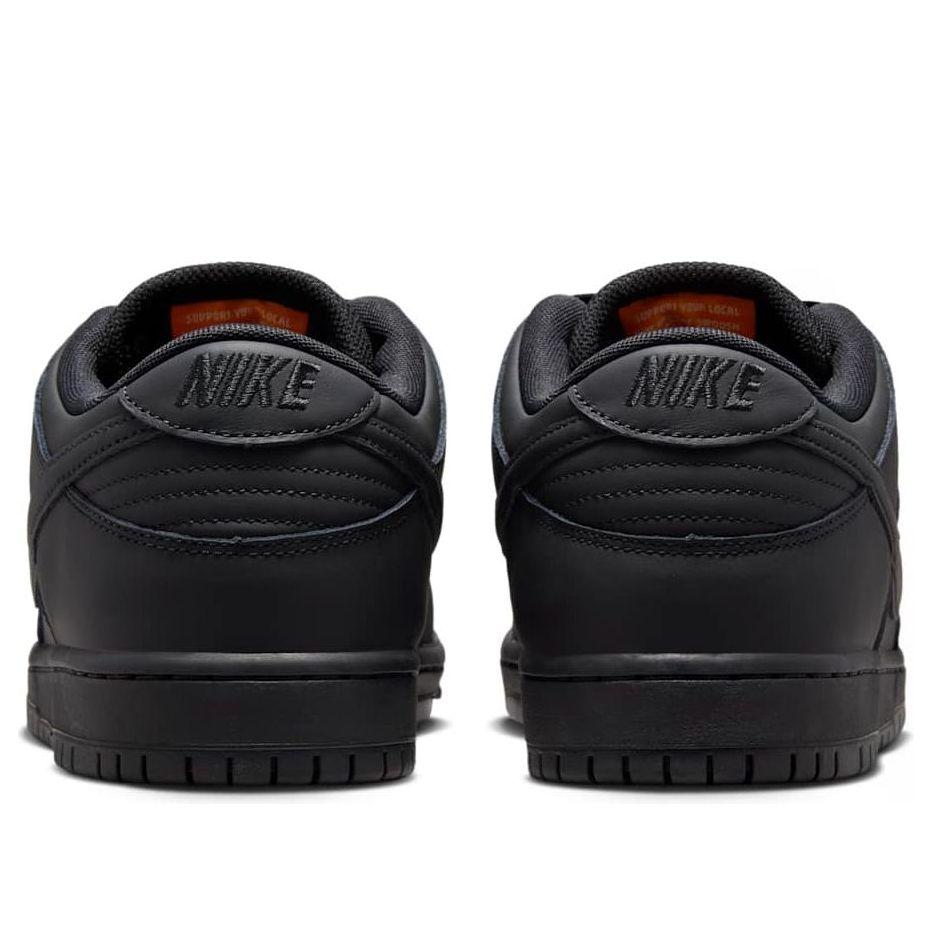 Nike Sb Dunk Low Pro 'Triple' in Black for Men | Lyst UK