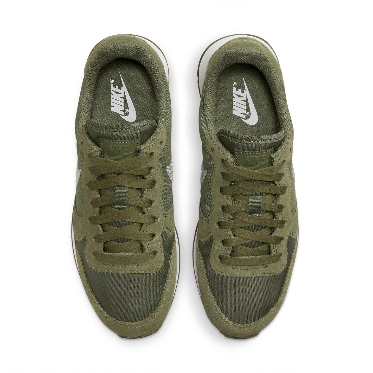 Nike (Wmns) Internationalist in Green Lyst UK