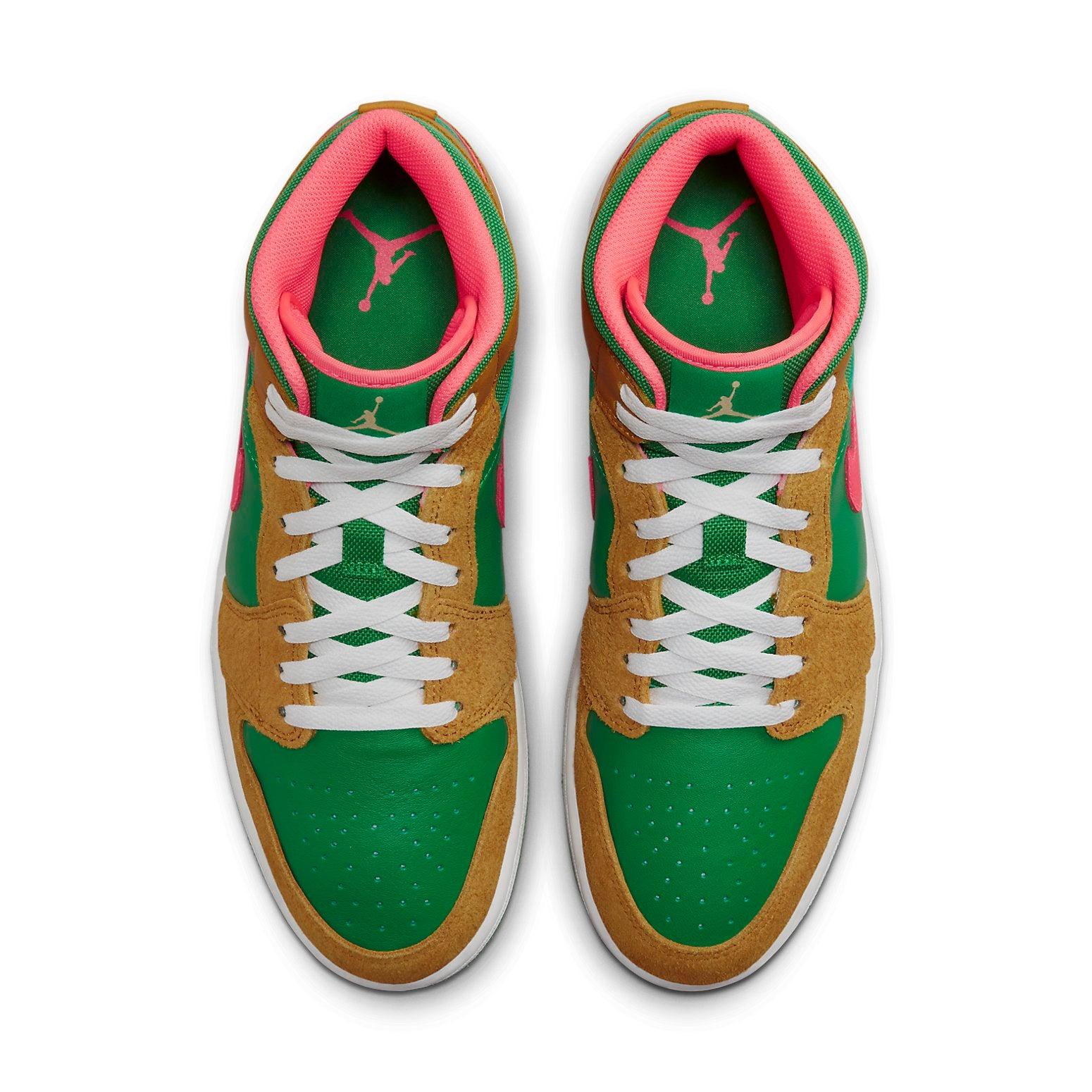 Nike Jordan 1 Mid 'Wheat Watermelon' in Green for Men | Lyst UK