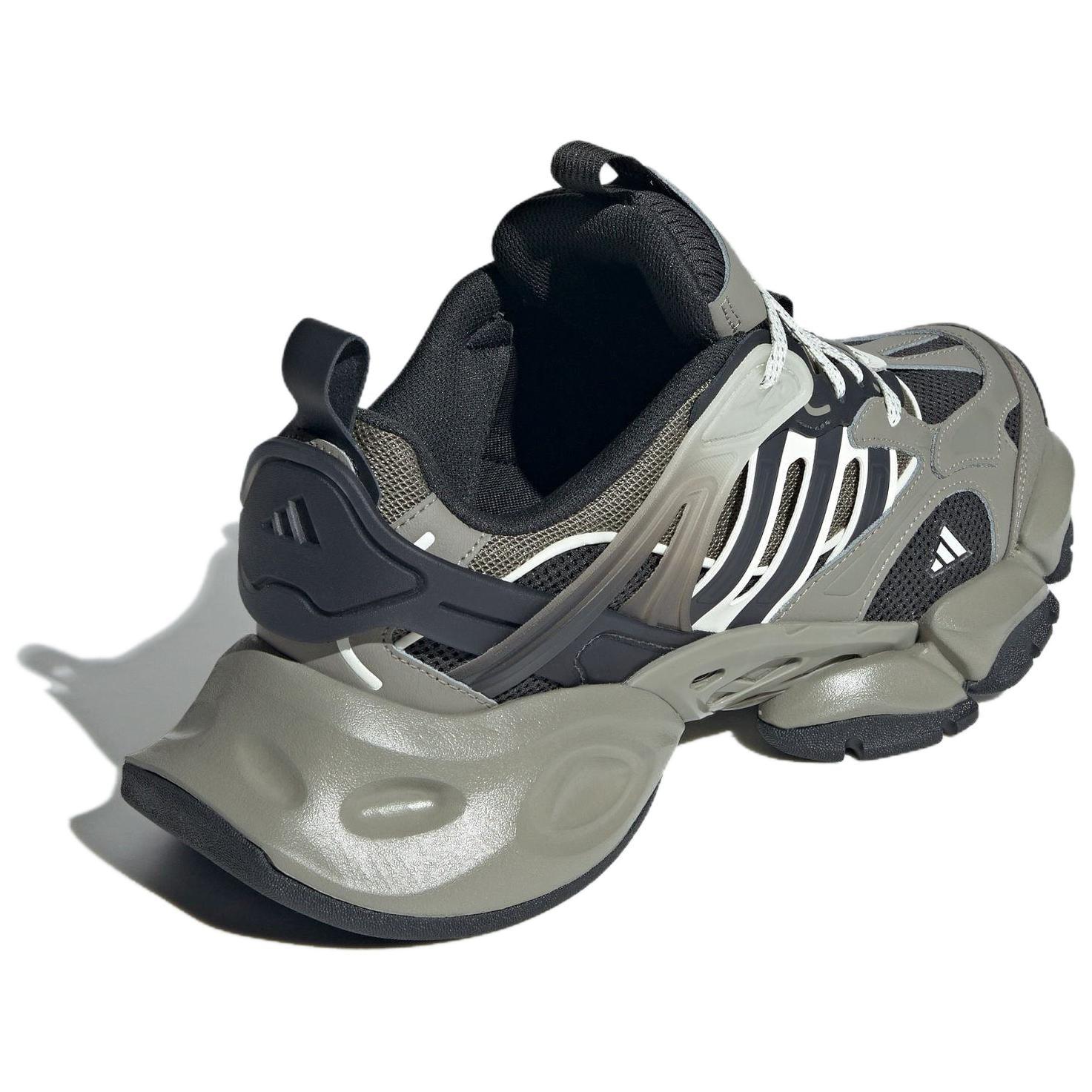 靴 adidas XLG Runner Deluxe Grey 3XL adidas XLG Runner Deluxe Grey Men's - JR8078 - GB