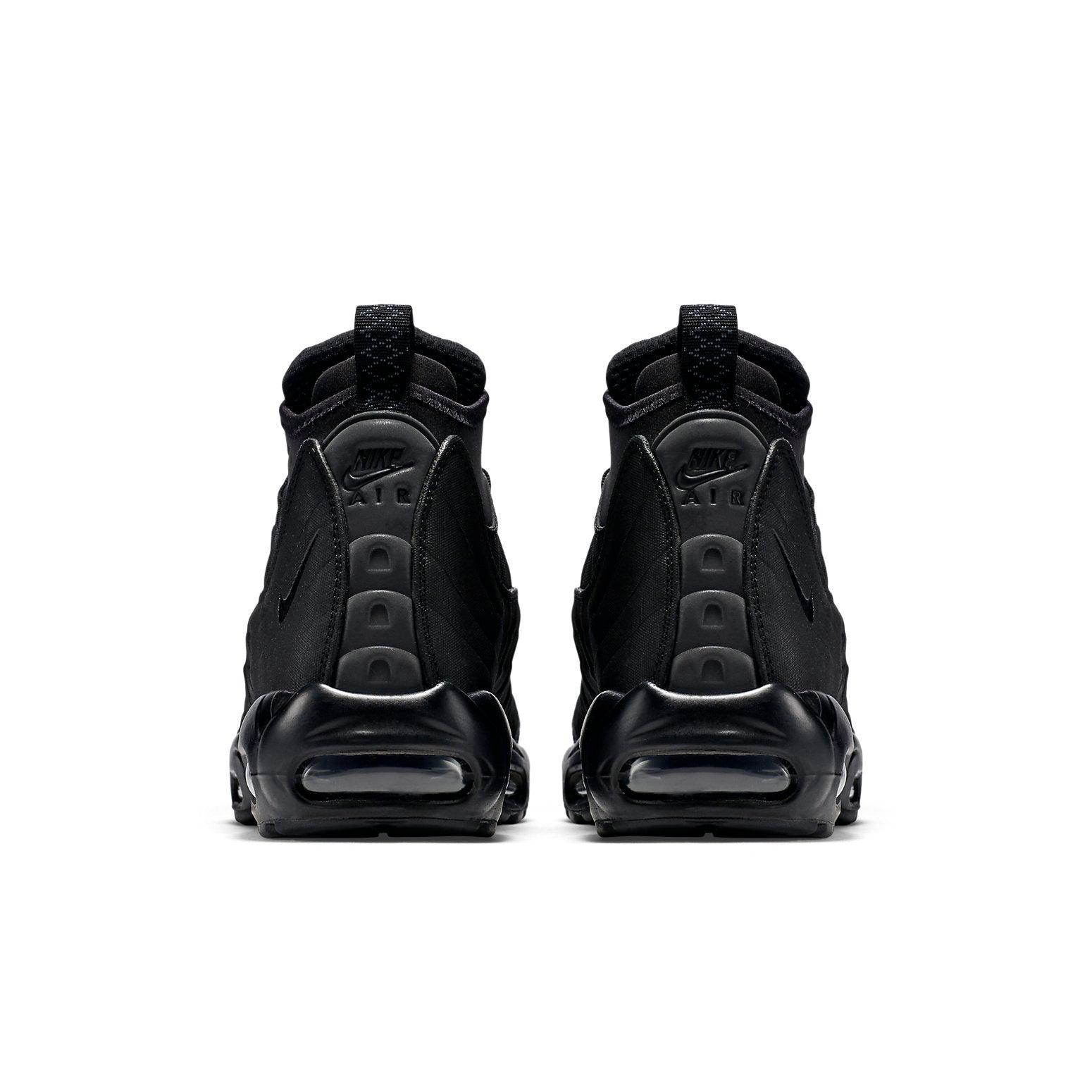 nike mens sneakerboot