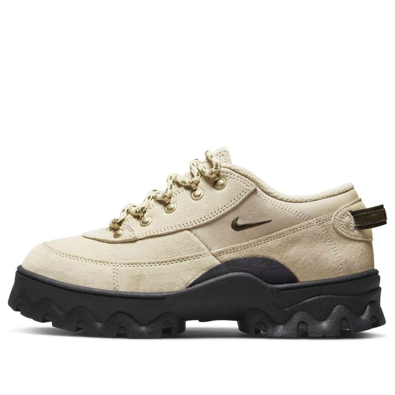 Nike (Wmns) Lahar Low 