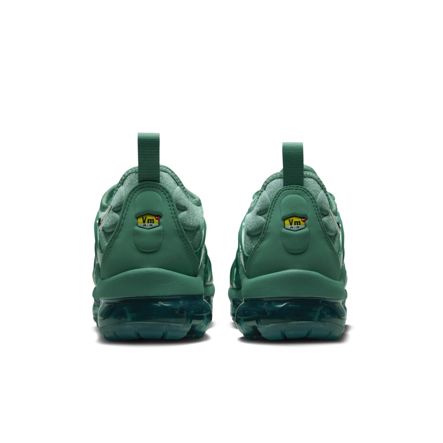 Nike vm green deals